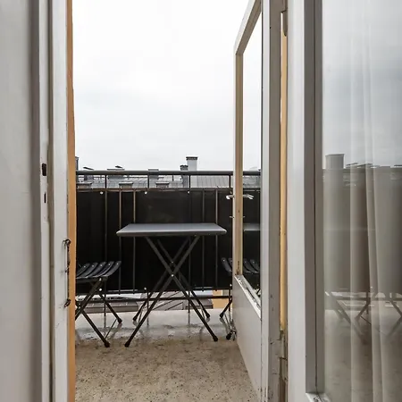Wehost Luxurious 2br In The Sea-side Neighbourhood Lägenhet